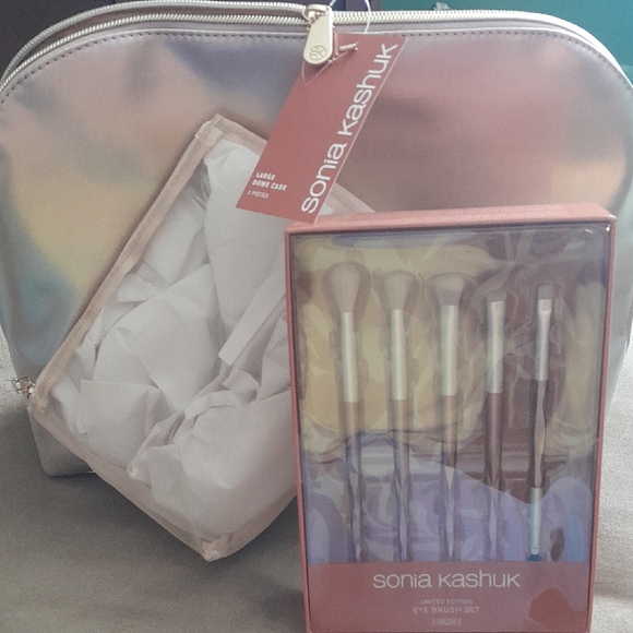 Sonia Kashuk Iridescent Makeup Bag with Brush Set - Picture 1 of 1